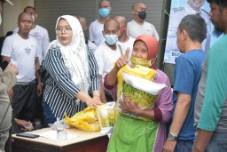 Harga Beras Naik, Pemkot Surabaya Gelar Operasi Pasar di Pasar Tradisional
