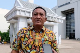 Cegah Bau, Pemkot Surabaya Semprotkan Larutan Organik di TPA Benowo