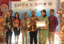 Patriots Group ini mendapat penghargaan PWI Awards 2023 untuk kategori "Tokoh Muda Peduli Olahraga