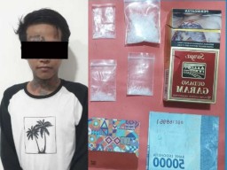 Rumah Digrebek, Pengedar Asemrowo Miliki 5 Gram Lebih