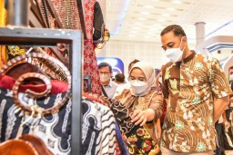 Wali Kota Eri Gandeng Desainer hingga Wajibkan ASN Gunakan Produk UMKM