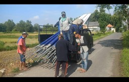 Dipuja, PJ. Kepala Desa Banyumas Peduli Warganya