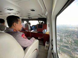 Naik Heli, Listyo Pantau Langsung Arus Mudik di Jalan Tol dan Arteri