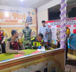 Patroli di Wilayah Kabupaten Pamekasan Memastikan Situasi Kamtibmas Jelang Idul Fitri