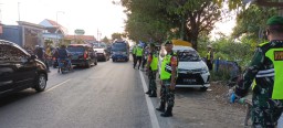 Tradisi Masyarakat Pesisir Pamekasan Adakan Acara Per-Peran