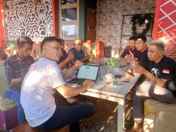 Baca juga : Dari Warung Kopi, Para Penggagas Narasisulsel Matangkan Ide