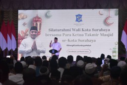 Wali Kota Eri Cahyadi Ajak Takmir Masjid se Surabaya Urus IMB Tempat Ibadah hingga Jadi UPZ