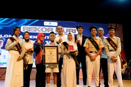 Pemkot Surabaya Pecahkan Rekor MURI Lomba Penelitian terbanyak Siswa SD-SMP