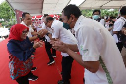 38 Ribu Pegawai Pemkot Surabaya Halal Bi Halal Bareng Wali Kota Eri: Yang Datang Luar Biasa