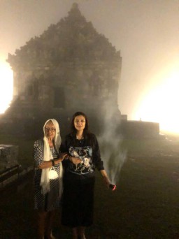 Aktivitas Toleransi Tengku Zanzabella Alami Tindakan Diskriminasi, Ditolak Petugas Keamanan Candi Ijo Saat Mau Beribadah