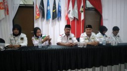 PBB Kota Surabaya Daftarkan 50 Bacaleg Diantar 300 Relawan