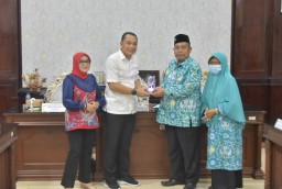 Ajak Warga Muhammadiyah Bentuk Kampung Madani, Wali Kota Eri Cahyadi: Waktunya Umat Muslim Jadi Kekuatan Besar