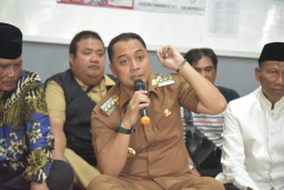 Surabaya di Masa Depan: Wali Kota Eri Cahyadi Tetapkan Unit Distrik Pengembangan Usaha