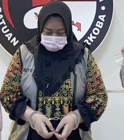 Sembunyikan dalam Paha dan Bra, Polisi Kesulitan Temukan Barang