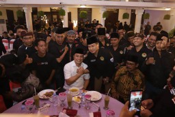 Silaturahmi Bareng TCC, Wali Kota Eri Cahyadi Cetuskan Ide Bazar Kuliner Khas Madura