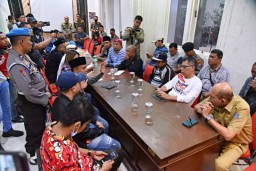 Demo Soal Penertiban PKL di Pedestrian Jalan Ngaglik Berjalan Tertib, Kasatpol PP Surabaya Beber Kronologi Sebenarnya