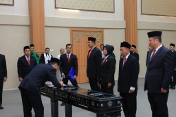 Tekankan Sinergi dan Kolaborasi, Pesan Kakanwil Kemenkumham Jatim Saat Lantik PPNS