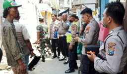 Gali Tanah, Warga Gembong Sawah Temukan Granat