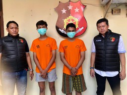 Baca juga : Pukuli Korban, Dua Anggota Gengster Dibekuk Polisi