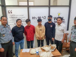 Baca juga : Dua Pria Bawa Nasi Campur Narkoba Masuk Lapas Kediri