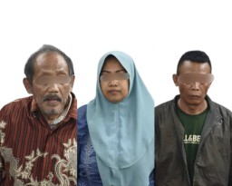 Wanita ini Ngaku Dapat Gandakan Uang Lewat Gentong Ajaib