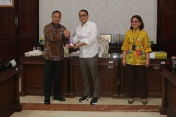 Berkinerja Sangat Baik, Wali Kota Eri Cahyadi Masuk Nominasi Penerima Satyalancana Karya Bhakti Praja Nugraha dari Presiden RI