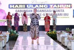 Peringati HUT ke-57, Ketua GOW Surabaya Ungkap Pentingnya Support System Ibu kepada Anak