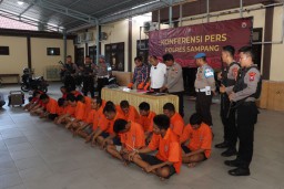 Puluhan Tersangka Narkoba Dibekuk, Beberapa Diantaranya Anak Anak