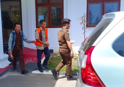 Terlibat Korupsi, Mantan Sekda Bursel Sahroel Pawa Dieksekusi