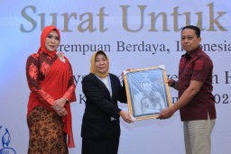 Hari Ibu, Bapas Surabaya Ajak Klien Pemasyarakatan Tulis Surat untuk Ibu