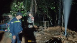 Semburan Air Pengeboran Tanah Di Desa Kadur Gegerkan Warga