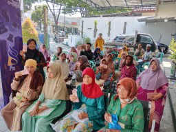 Salurkan BLT DD 2023, Pemdes Bringin Nonggal Berharap Mampu Ringankan Beban Warga Kurang Mampu