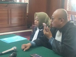Alfian Divonis Bersalah, Dwi Oktorianto, Menerima Putusan Hakim