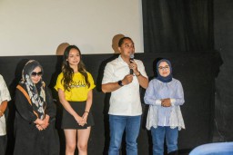 Nobar Film "Kartolo Numpak Terang Bulan", Wali Kota Eri: Cermin Kehidupan dan Karakter Warga Surabaya