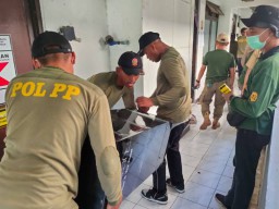 Tidak Bayar Retribusi, Satpol PP Surabaya Segel 16 Unit Rusunawa Romokalisari