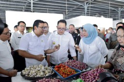 Pasar Nambangan Surabaya Jadi Contoh Kebersihan dan Keamanan Pangan Nasional