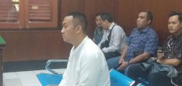 Terbukti Bersalah Melakukan Penipuan Terdakwa Greddy Harnando divonis 2 Tahun 6 Bulan