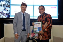 Perkuat Sister City dengan Amerika Serikat, Wali Kota Eri Bahas Peluang Kerjasama di Bidang Manajemen Kesehatan hingga Olahraga