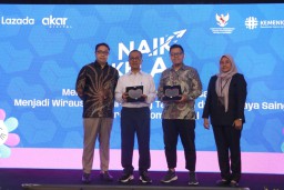 Tingkatkan Inovasi di Era Digital, Pemkot Surabaya-Lazada Indonesia Gelar Workshop UMKM “Naik Kelaz”