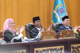 Pimpinan DPRD Kota Surabaya 2024-2029 Resmi Ditetapkan