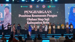 Surabaya Raih Dua Penghargaan Bergengsi dari Kemenkes RI, STBM Kategori Madya Terbaik 1 dan Keamanan Pangan Olahan Siap Saji 2024