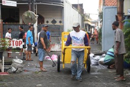 Wali Kota Eri Dorong "Surabaya Bergerak" Jadi Pemicu Gerakan Peduli Lingkungan hingga Kemanusiaan