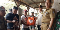 Pemkot Surabaya Gerak Cepat Tangani Banjir Akibat Luapan Sungai Karangpilang