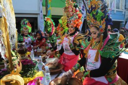 Festival Rujak Uleg Surabaya Lolos Kharisma Event Nusantara 2025 Kemenpar RI