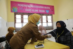 Wali Kota Eri Cahyadi Ajak Warga Manfaatkan Program PKG di Hari Ulang Tahun