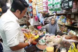 Jelang Ramadan, Pemkot Surabaya dan Polrestabes Sidak Pasar Pastikan Stok Bapok Aman