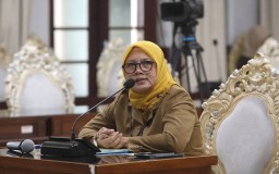Tarik Minat Pembaca Gen Z, Pemkot Surabaya Sediakan Fasilitas Virtual Reality Corner