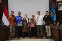 Sinergi Pemkot Surabaya dan SEAMEO CECCEP Tingkatkan Kompetensi Guru PAUD Demi Transisi Pendidikan yang Menyenangkan