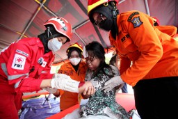 Gelar Simulasi Bencana di RS Eka Candrarini, Pemkot Surabaya Antisipasi Bencana Alam hingga Sosial