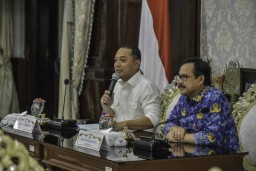 Tingkatkan Kedisiplinan dan Integritas, Pemkot Surabaya Gelar Webinar ASN Belajar